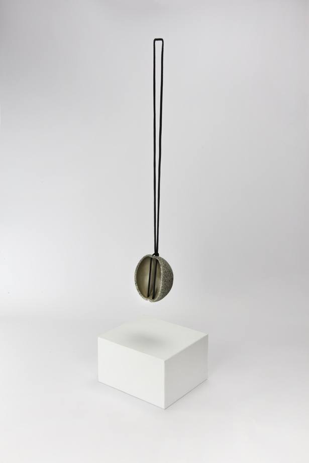 Edu_Tarin_in_collaboration_with_Klein___Becker_GmbH___Co._Pendant._2015._Mold_G1._Granit__Silver._Stone_Cutting__CNC_Machining__electroforming._100x85x65_mm_160gr.__Photo_by_Edu_Tarin.jpg